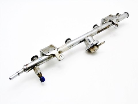 LISTWA WTRYSKOWA 2.0 16V MONDEO V50 S40 MAZDA 6 5 LISTWA WTRYSKOWA 2.0 16V MONDEO V50 S40 MAZDA 6 5
